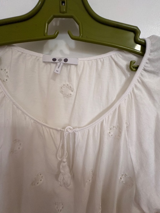 top - Picture 2 of 3